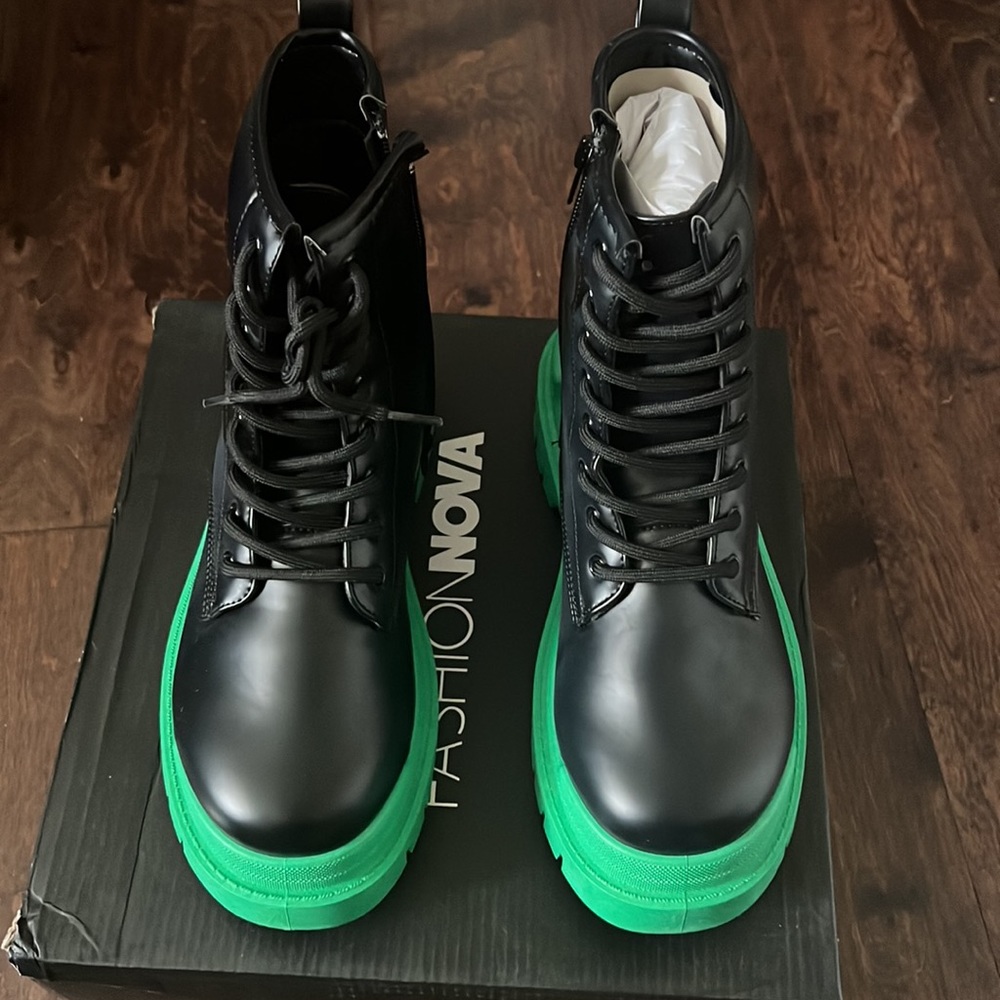 Black & Green Boots 💚